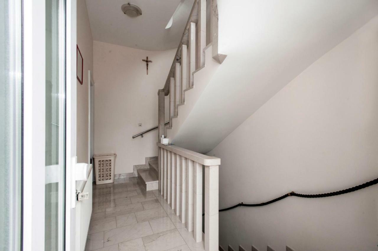 House Bacak - Apartment & Wellness-Studio Baška Voda Eksteriør bilde